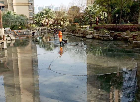 木里景观池淤泥清理